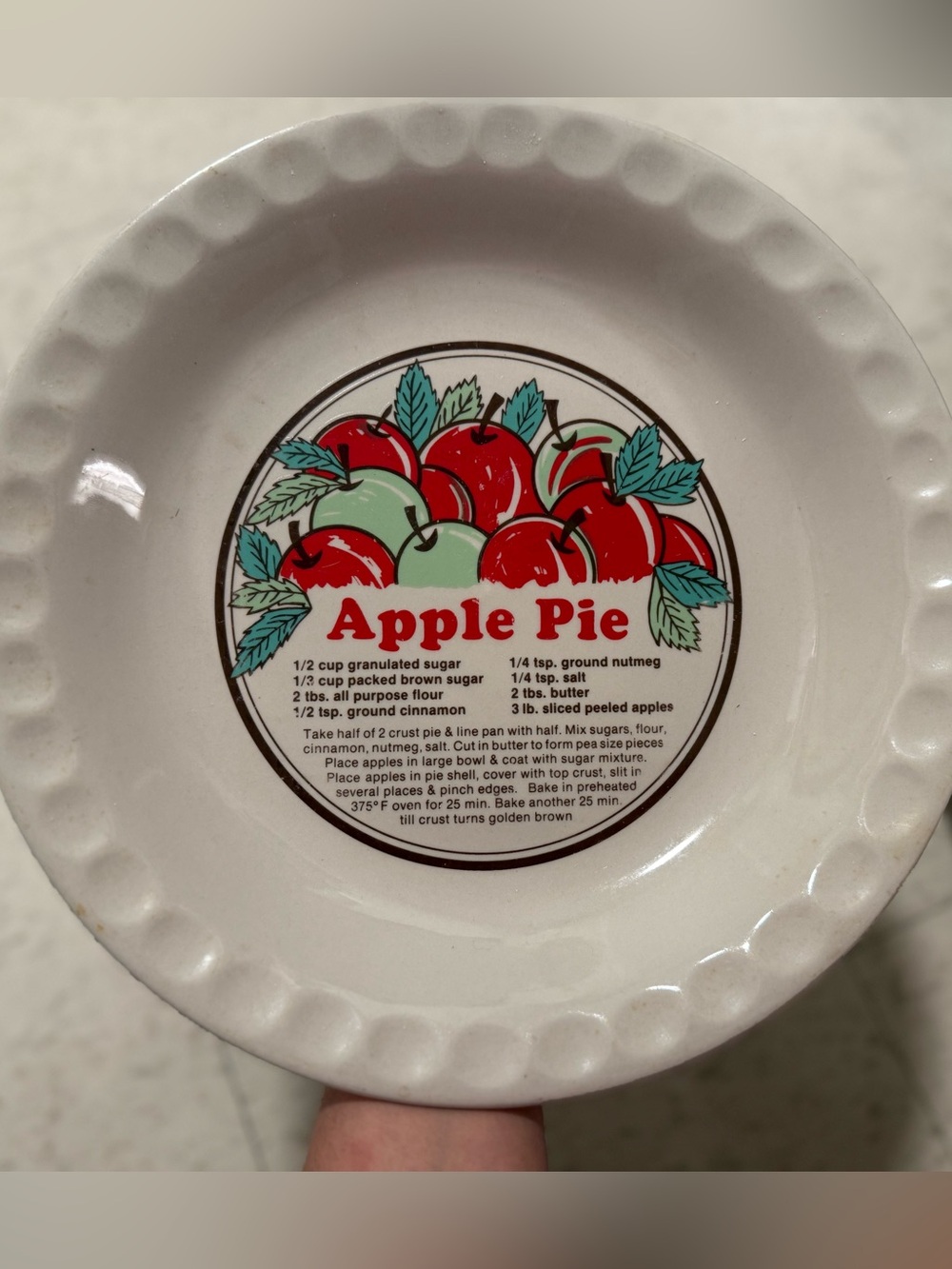 Apple Pie Plate - Sunnycraft Sunny’s Pride, Sunstone Collection.